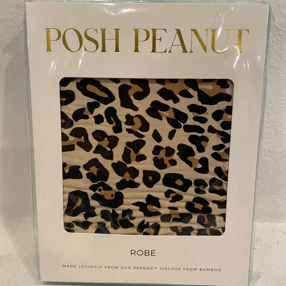 Posh Peanut Leopard Print Robe - Picture 1 of 1